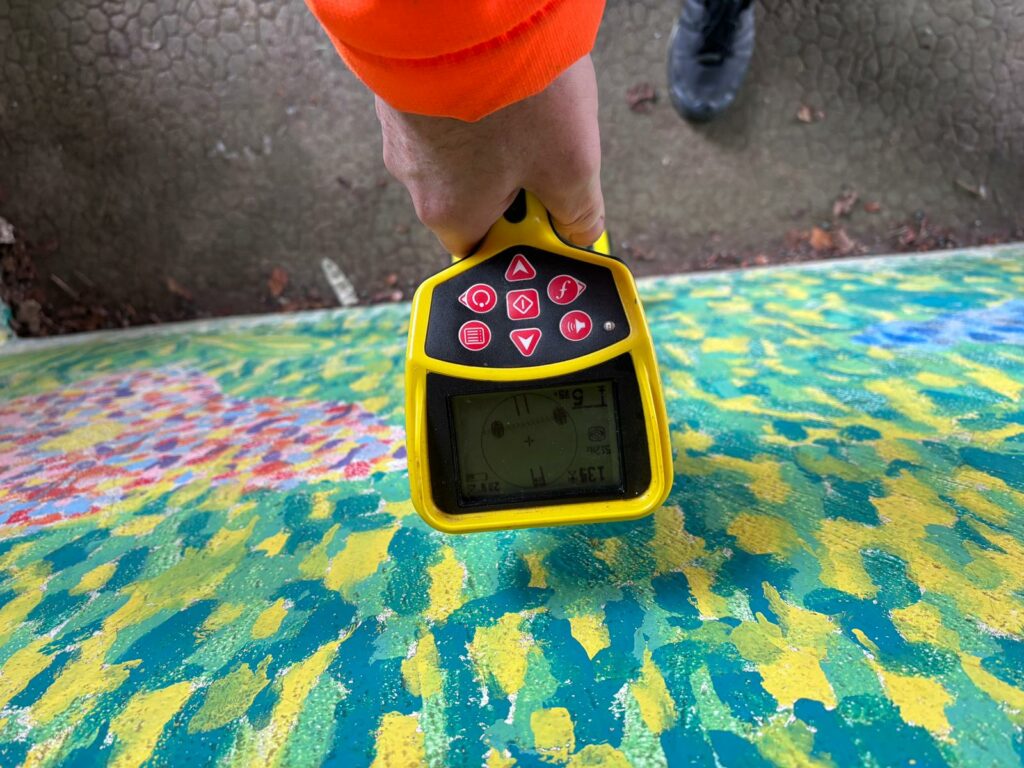 intervention dans une école - adn online - recherche de fuite