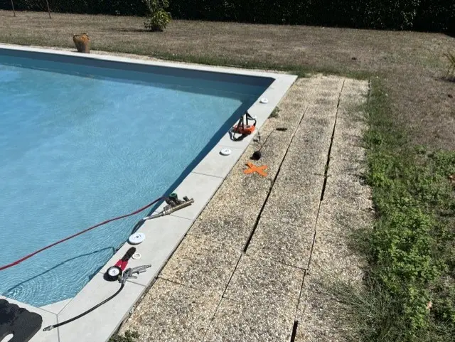 fuite localisée sur la canalisation de refoulement en sol argileux - adn recherche de fuite
